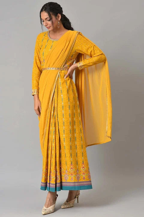 Yellow Glitter Printed Festive Saree Dress With Belt - View 2